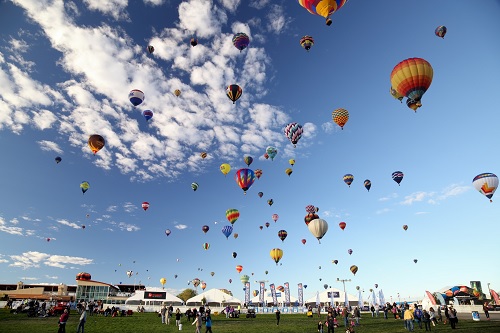 Hot Air Balloons Market Trends