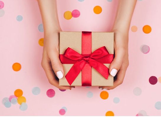 Best Cheap Gifts for People With Expensive Taste